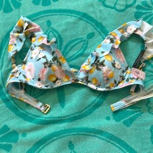 Victoria Secret's Floral Bikini Top with Ruffle Straps size 32D